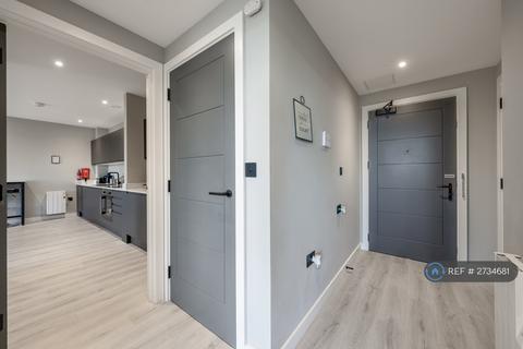 2 bedroom flat to rent, Gladstone Park Gardens, London, NW2