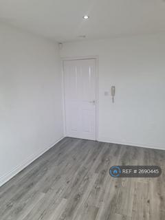2 bedroom flat to rent, Bakery Court, Ashton-Under-Lyne, OL6