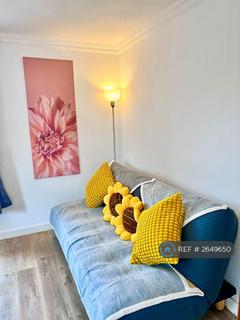 1 bedroom flat to rent, Robertson's Count, Edinburgh, EH8