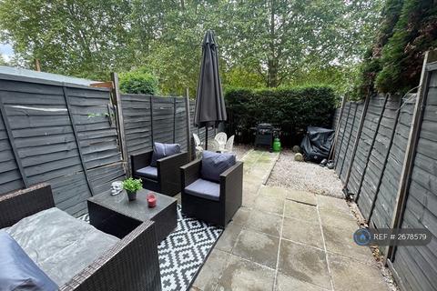 3 bedroom maisonette to rent, London, London, E14