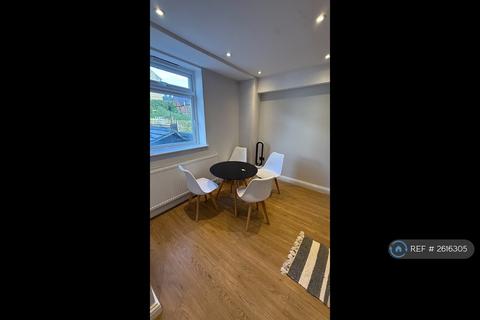 undefined, East Street, Farnham, GU9
