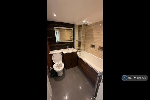 undefined, East Street, Farnham, GU9