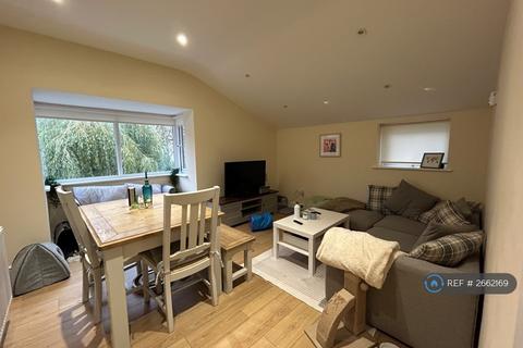 2 bedroom detached house to rent, Parkfield Road, Liverpool, L17