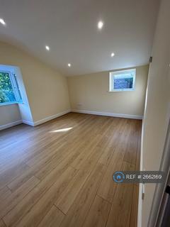 2 bedroom detached house to rent, Parkfield Road, Liverpool, L17