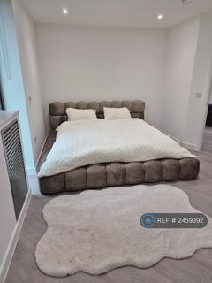 2 bedroom flat to rent, Palmer Road, London, SW11