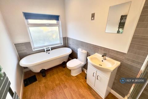 4 bedroom detached house to rent, Charnwood Avenue, Long Eaton, Nottingham, NG10