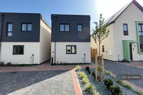 2 bedroom detached house to rent, Bayley Place, Exeter, EX1