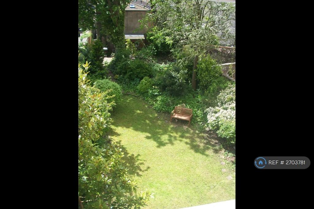 Communal Rear Garden