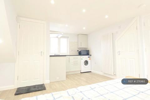 undefined, Villageway, Pinner, HA5
