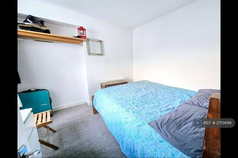 1 bedroom in a house share to rent, Well Street, Torrington, EX38