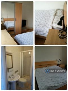 undefined, East India Dock Road, London, E14
