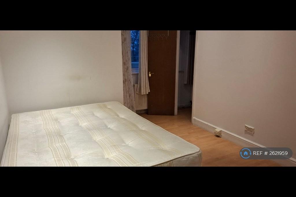 Living/Bedroom
