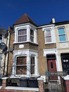 1 bedroom in a house share to rent, Willingdon Road, London, N22