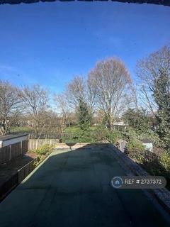 1 bedroom in a house share to rent, Willingdon Road, London, N22