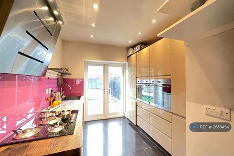 undefined, Harbinger Road, London, E14