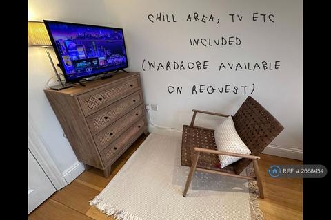 undefined, Harbinger Road, London, E14