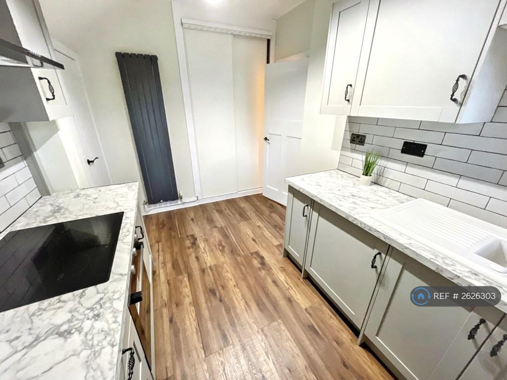 Kitchen 2
