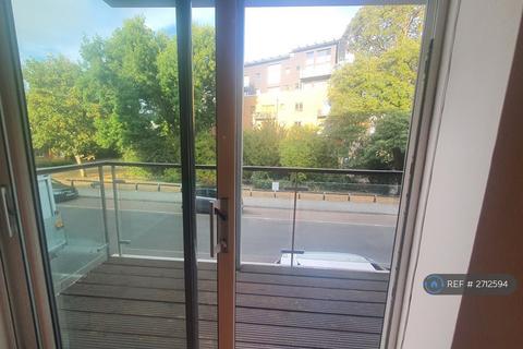 1 bedroom flat to rent, Highfield Close, London, SE13