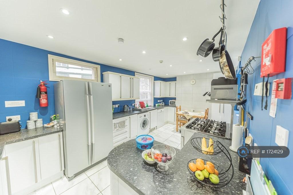 Tivoli Guesthouse Kitchen