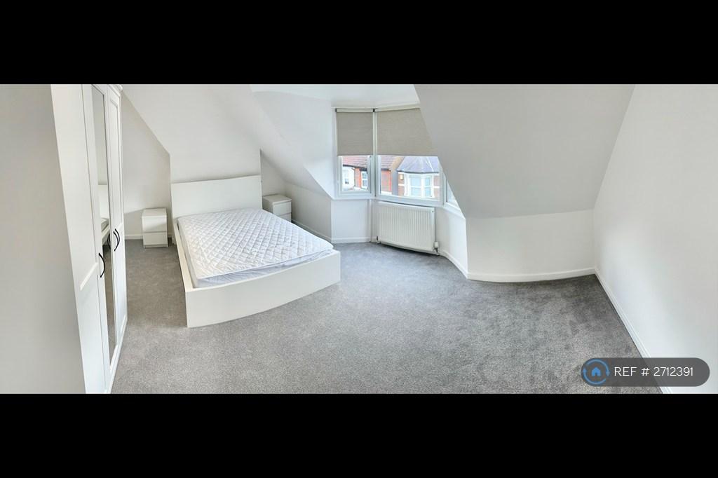 Bed 1 b