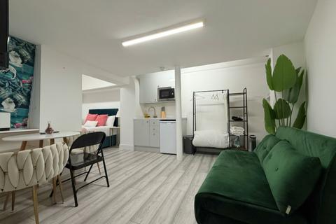 undefined, Pembroke Road, London, W8