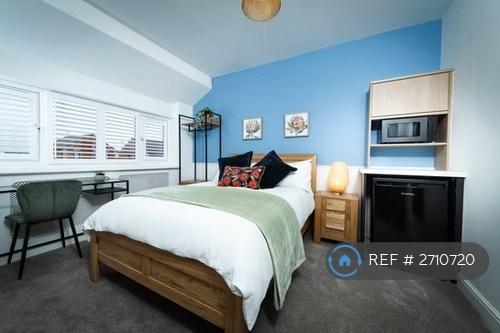 Room 2, Second Floor, 14 Sq Mtrs