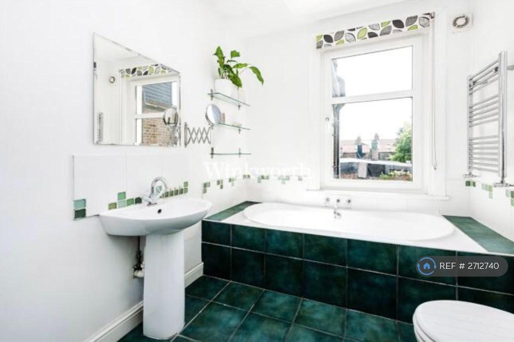 Family Bathroom (Bath &amp; Shower)