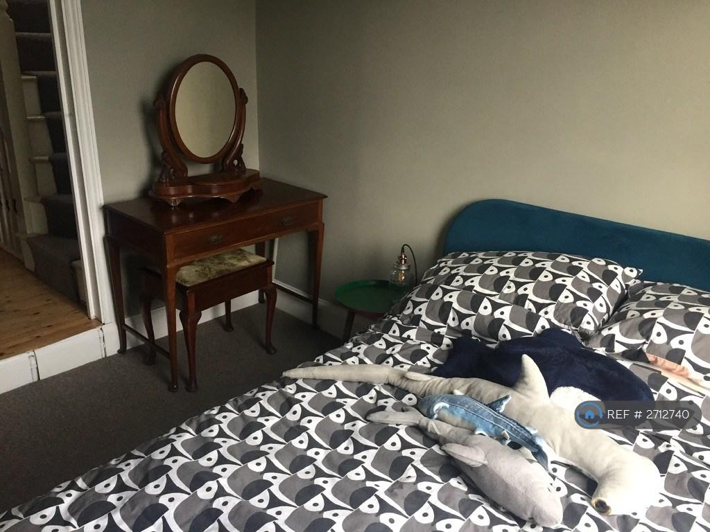 1st Floor Bedroom/Study/Nursery
