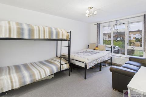 undefined, Elphinstone Crescent, East Kilbride G75