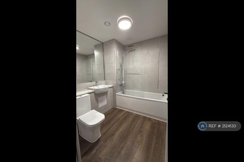 1 bedroom flat to rent, Luton Road, Chatham, ME4