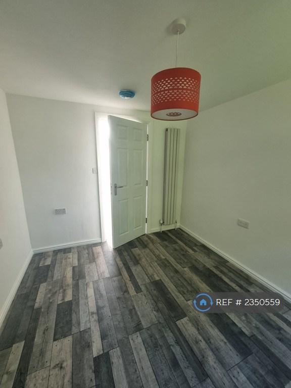 Top Rear Bedroom 5