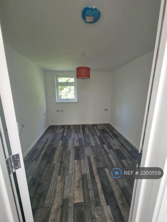 Top Rear Bedroom 5
