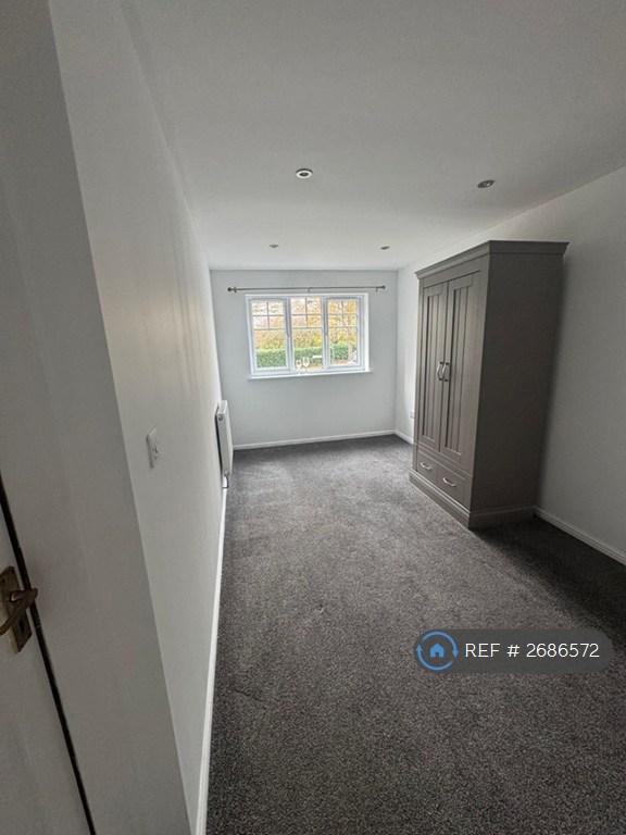 Double Bedroom 3