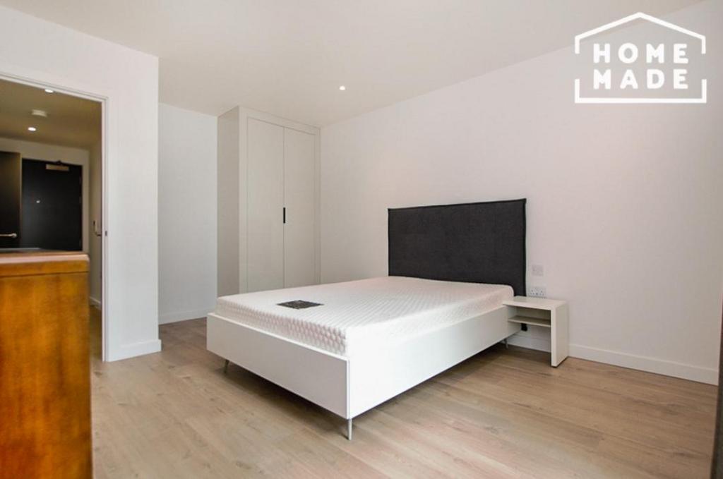 005e1e8646a863bb2981e3be78c1