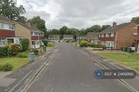 3 bedroom semi-detached house to rent, Cowdray Close, Southampton, SO16