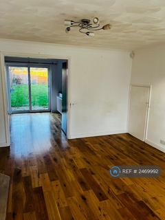 3 bedroom semi-detached house to rent, Cowdray Close, Southampton, SO16