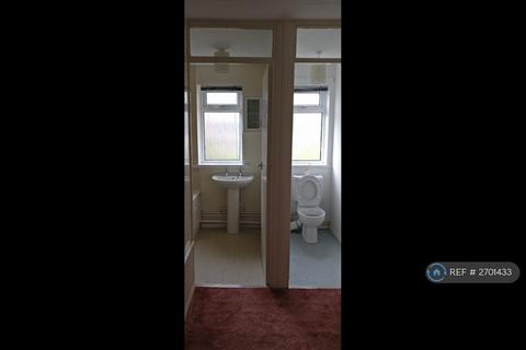 2 bedroom terraced house to rent, Bettsland, West Cross, Swansea, SA3