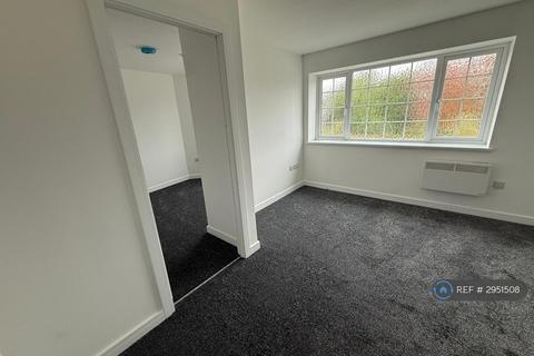 1 bedroom flat to rent, Westport Road, Stoke-On-Trent, ST6