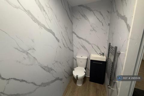 1 bedroom flat to rent, Westport Road, Stoke-On-Trent, ST6