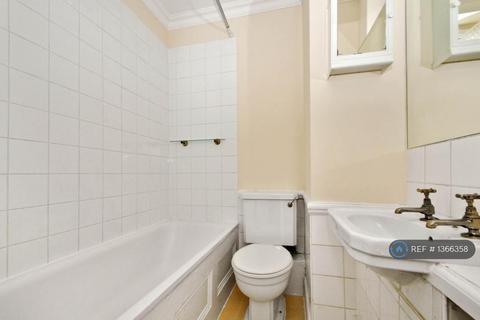 2 bedroom flat to rent, Haverstock Hill, London, NW3