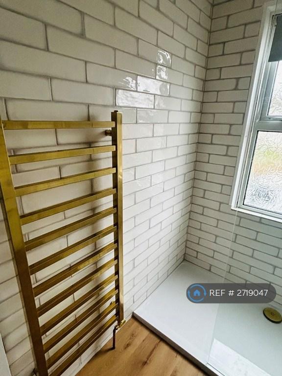 Nice Warm Towels To Get Out The Shower