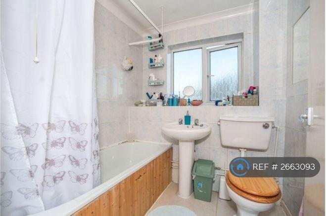 Combined Bathroom And Wc