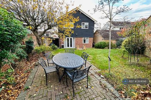 4 bedroom detached house to rent, Covenbrook, Brentwood, CM13