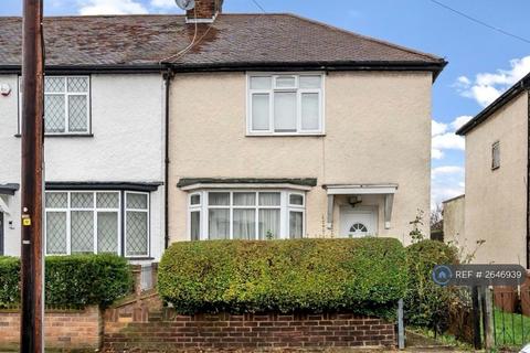 3 bedroom end of terrace house to rent, Waite Davies Road, London, SE12