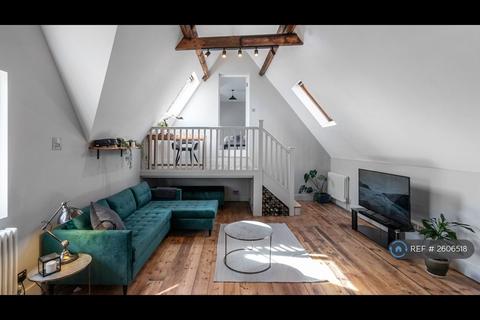 undefined, St Ann's Tower, Leeds, LS6