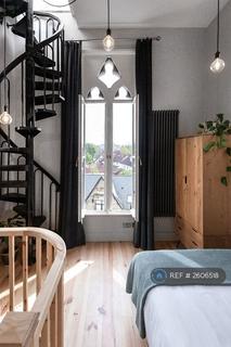 undefined, St Ann's Tower, Leeds, LS6