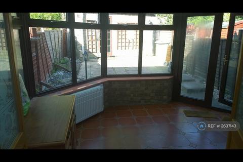 undefined, Elmhurst Close, Furzton, Milton Keynes, MK4