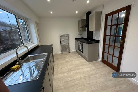 3 bedroom semi-detached house to rent, The Green, Walbottle, Newcastle Upon Tyne, NE15