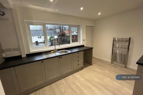3 bedroom semi-detached house to rent, The Green, Walbottle, Newcastle Upon Tyne, NE15