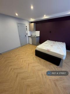 undefined, Bluefield Close, Hampton, TW12